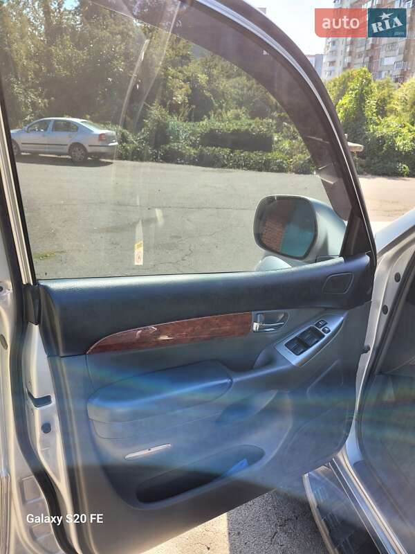 Внедорожник / Кроссовер Toyota Land Cruiser Prado 2007 в Ужгороде