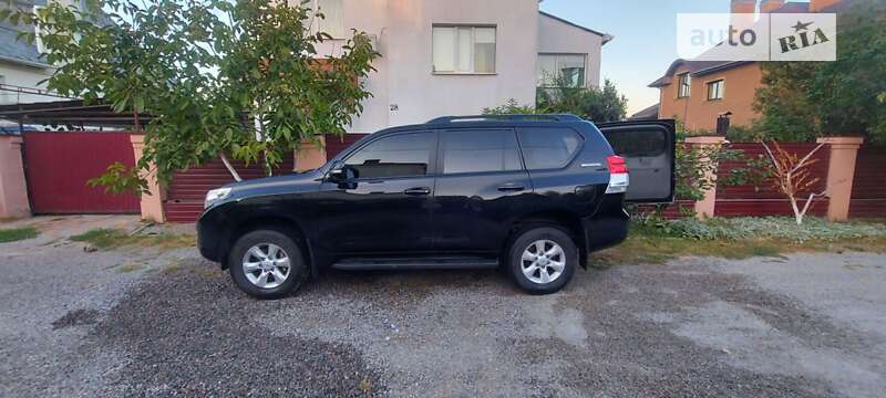 Внедорожник / Кроссовер Toyota Land Cruiser Prado 2012 в Кременчуге фото 6 Внедорожник / Кроссовер Toyota Land Cruiser Prado 2012 в Кременчуге