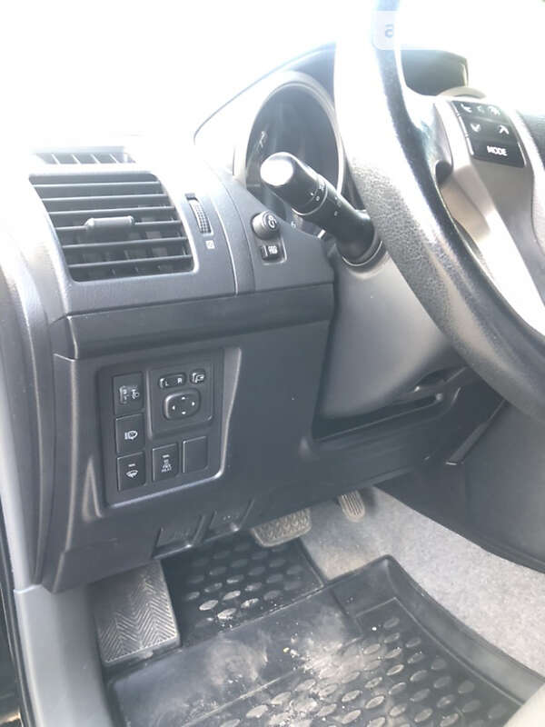 Внедорожник / Кроссовер Toyota Land Cruiser Prado 2011 в Каменском