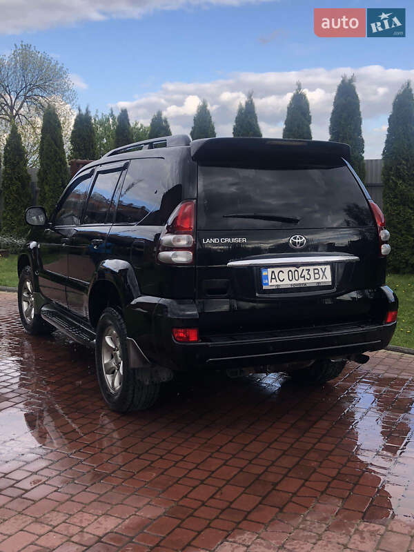 Позашляховик / Кросовер Toyota Land Cruiser Prado 2008 в Нововолинську