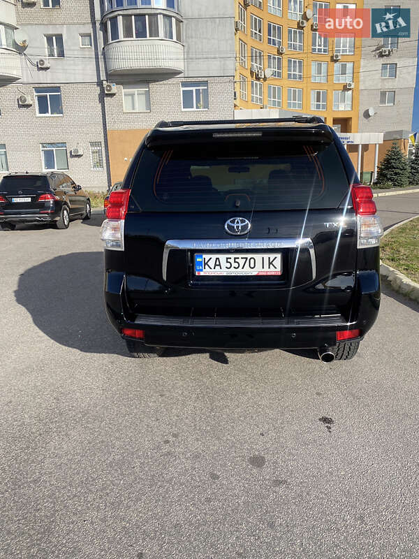 Внедорожник / Кроссовер Toyota Land Cruiser Prado 2010 в Днепре