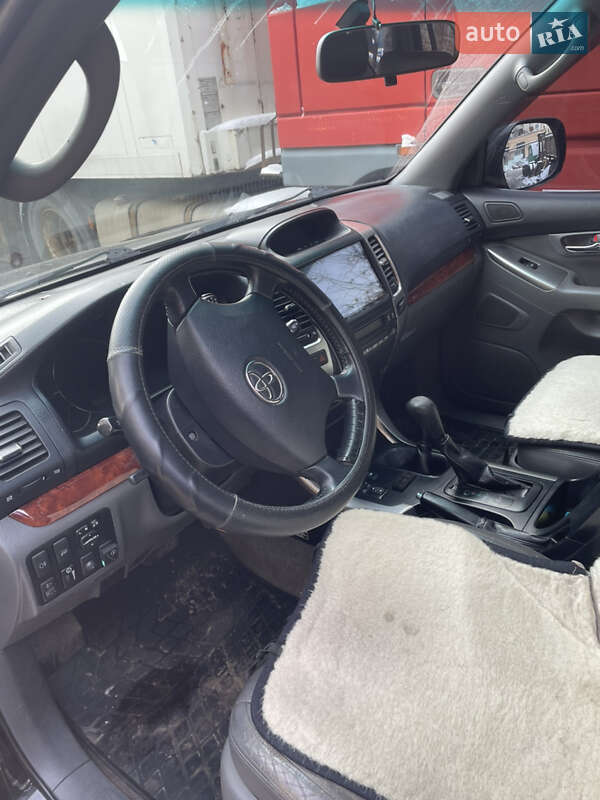 Внедорожник / Кроссовер Toyota Land Cruiser Prado 2006 в Харькове