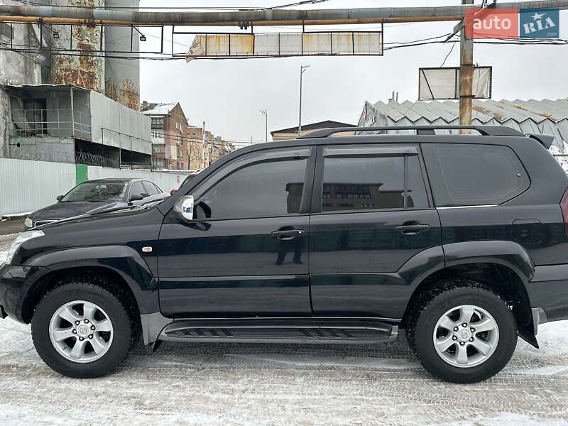 Toyota Land Cruiser Prado 2005