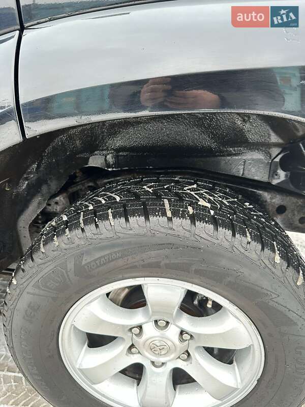 Внедорожник / Кроссовер Toyota Land Cruiser Prado 2005 в Киеве
