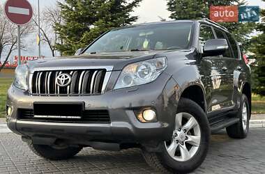 Позашляховик / Кросовер Toyota Land Cruiser Prado 2013 в Києві