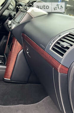 Внедорожник / Кроссовер Toyota Land Cruiser Prado 2013 в 