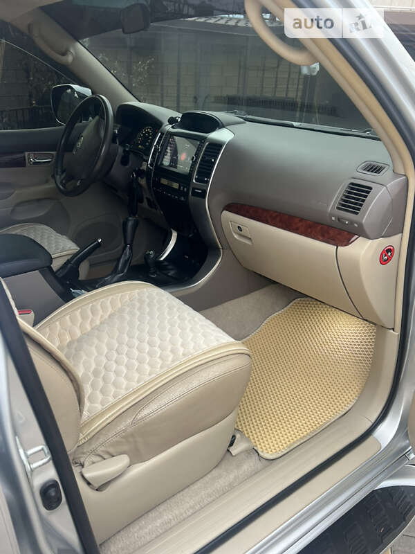 Внедорожник / Кроссовер Toyota Land Cruiser Prado 2006 в Одессе