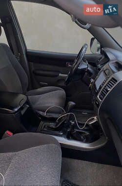 Внедорожник / Кроссовер Toyota Land Cruiser Prado 2007 в 