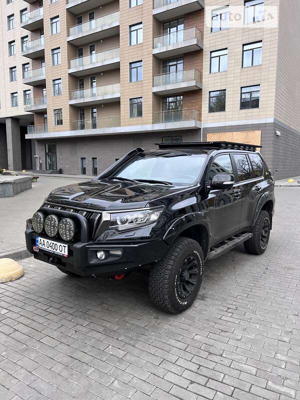 Позашляховик / Кросовер Toyota Land Cruiser Prado 2021 в Києві