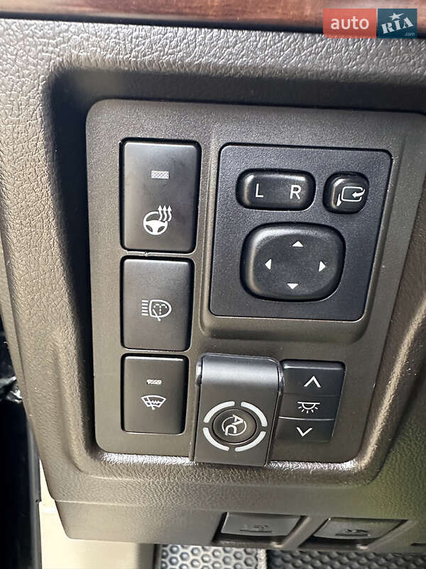 Позашляховик / Кросовер Toyota Land Cruiser Prado 2010 в Ужгороді