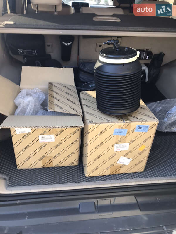 Позашляховик / Кросовер Toyota Land Cruiser Prado 2010 в Ужгороді