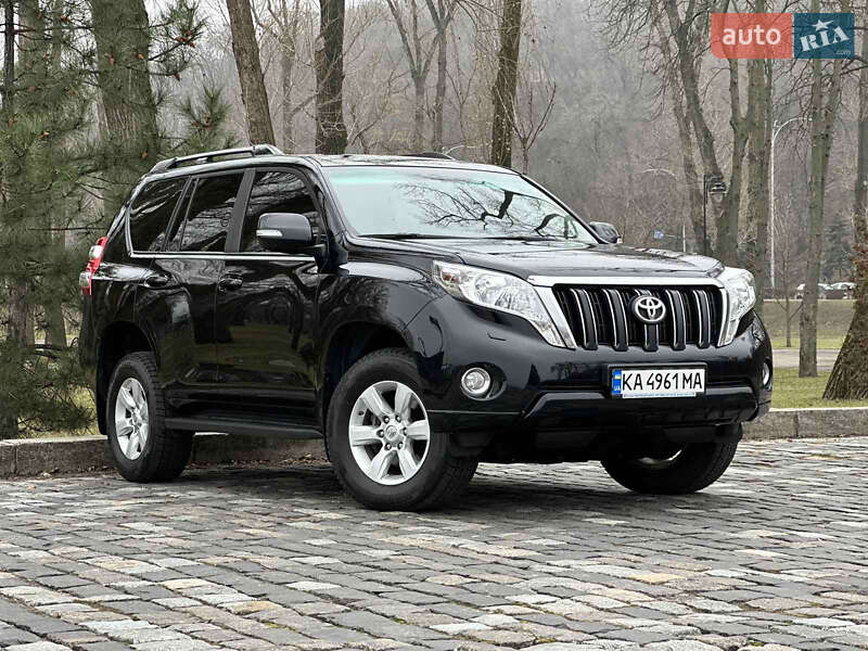 Внедорожник / Кроссовер Toyota Land Cruiser Prado 2016 в Сваляве