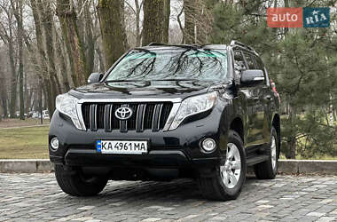 Внедорожник / Кроссовер Toyota Land Cruiser Prado 2016 в Сваляве