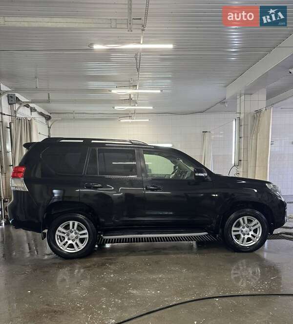 Внедорожник / Кроссовер Toyota Land Cruiser Prado 2009 в Харькове