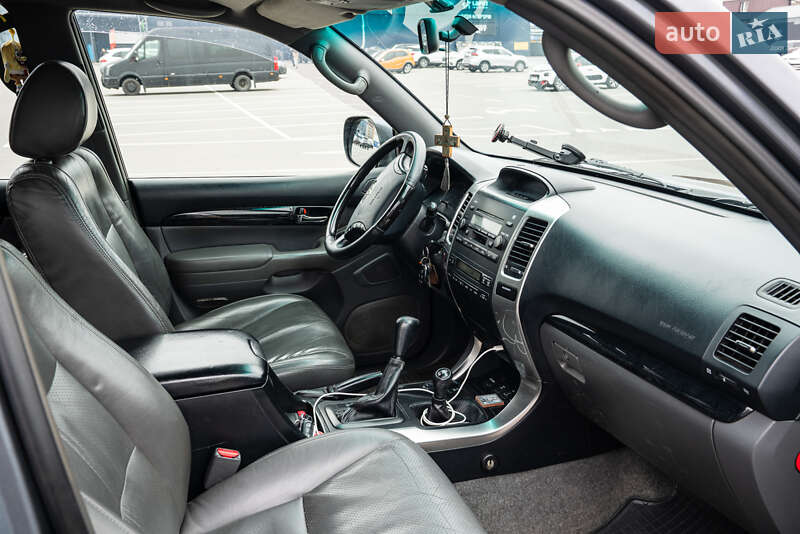 Позашляховик / Кросовер Toyota Land Cruiser Prado 2008 в Києві