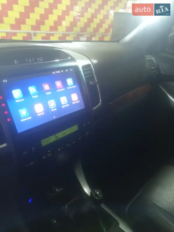 Позашляховик / Кросовер Toyota Land Cruiser Prado 2005 в 