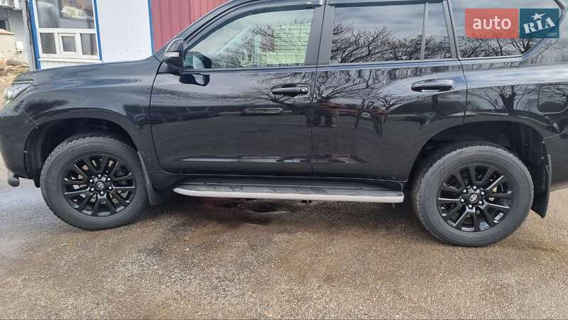 Позашляховик / Кросовер Toyota Land Cruiser Prado 2021 в Харкові