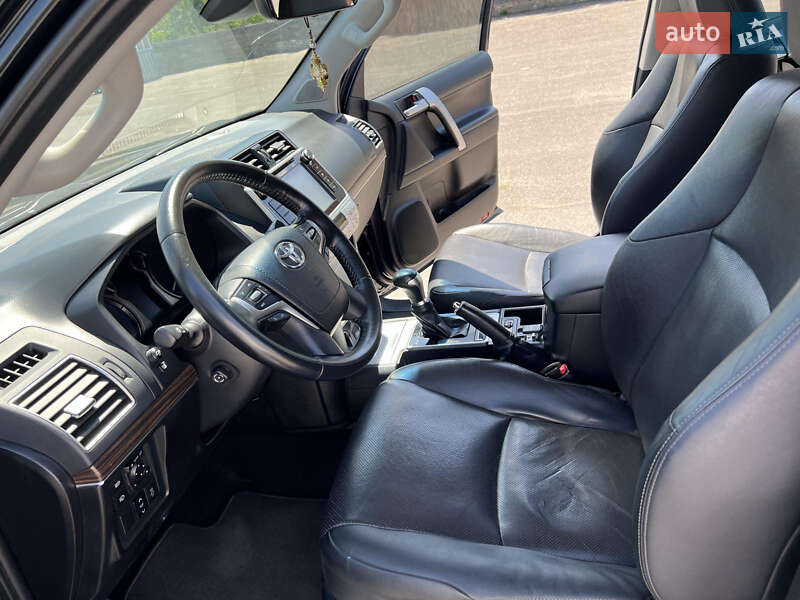 Внедорожник / Кроссовер Toyota Land Cruiser Prado 2018 в Виннице