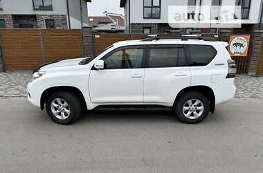 Внедорожник / Кроссовер Toyota Land Cruiser Prado 2011 в Киеве