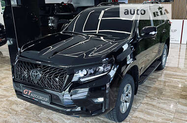 Позашляховик / Кросовер Toyota Land Cruiser Prado 2019 в Києві