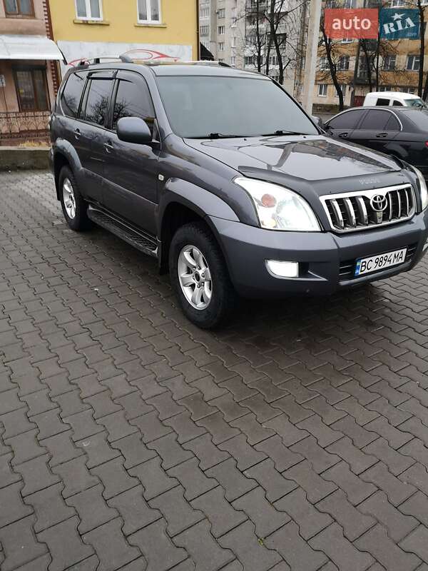 Внедорожник / Кроссовер Toyota Land Cruiser Prado 2005 в Дрогобыче