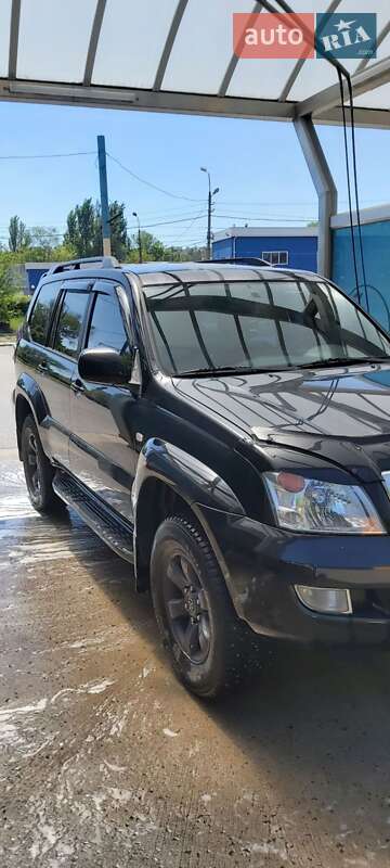 Внедорожник / Кроссовер Toyota Land Cruiser Prado 2005 в Каменском