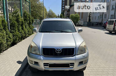 Внедорожник / Кроссовер Toyota Land Cruiser Prado 2004 в Черновцах