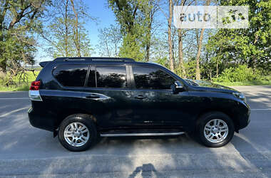 Внедорожник / Кроссовер Toyota Land Cruiser Prado 2010 в Гостомеле