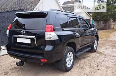 Внедорожник / Кроссовер Toyota Land Cruiser Prado 2012 в Харькове