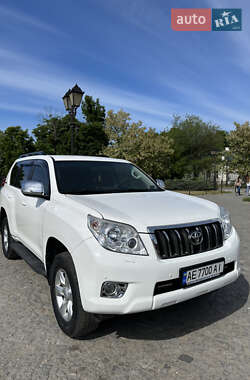 Внедорожник / Кроссовер Toyota Land Cruiser Prado 2011 в Днепре