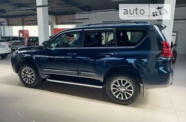 Внедорожник / Кроссовер Toyota Land Cruiser Prado 2018 в Хмельницком