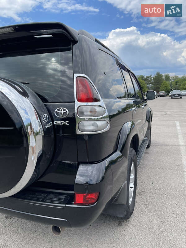 Внедорожник / Кроссовер Toyota Land Cruiser Prado 2004 в Днепре