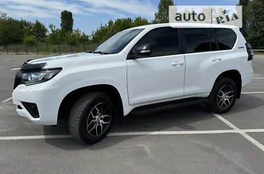 Внедорожник / Кроссовер Toyota Land Cruiser Prado 2021 в Киеве