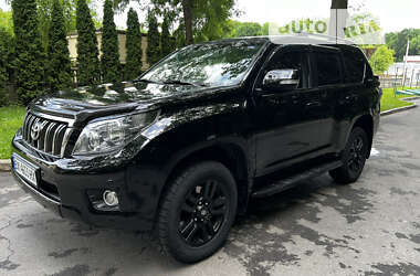 Внедорожник / Кроссовер Toyota Land Cruiser Prado 2012 в 