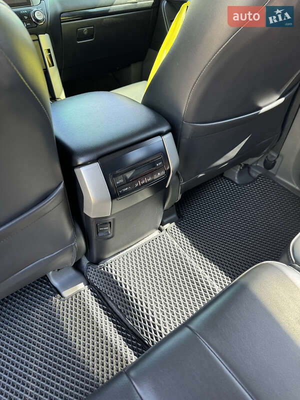 Позашляховик / Кросовер Toyota Land Cruiser Prado 2010 в Подільську