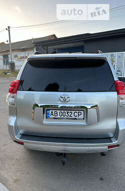 Внедорожник / Кроссовер Toyota Land Cruiser Prado 2010 в 
