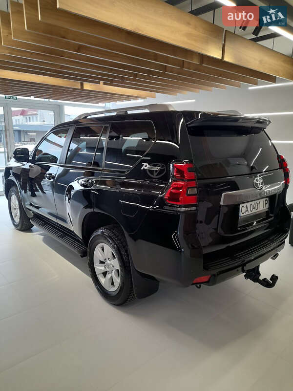 Внедорожник / Кроссовер Toyota Land Cruiser Prado 2022 в Черкассах