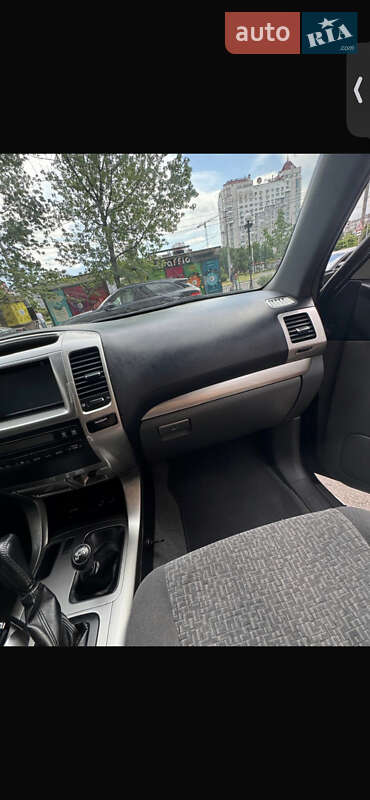Внедорожник / Кроссовер Toyota Land Cruiser Prado 2007 в Киеве