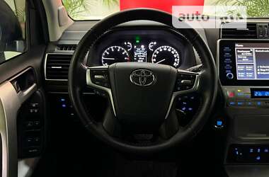 Внедорожник / Кроссовер Toyota Land Cruiser Prado 2021 в Ужгороде