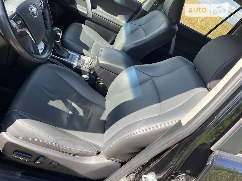 Позашляховик / Кросовер Toyota Land Cruiser Prado 2021 в Тернополі