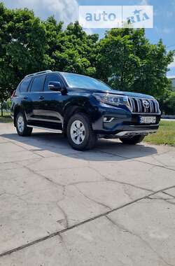 Позашляховик / Кросовер Toyota Land Cruiser Prado 2019 в Дніпрі