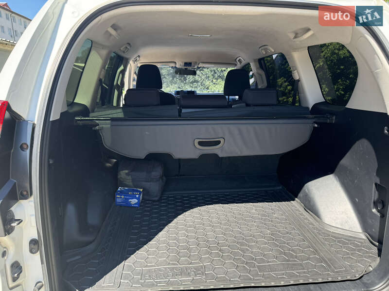 Внедорожник / Кроссовер Toyota Land Cruiser Prado 2014 в Харькове