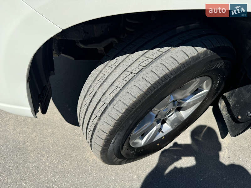 Внедорожник / Кроссовер Toyota Land Cruiser Prado 2014 в Харькове