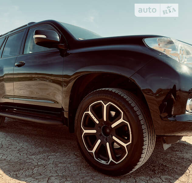Внедорожник / Кроссовер Toyota Land Cruiser Prado 2010 в Одессе