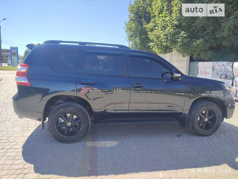 Внедорожник / Кроссовер Toyota Land Cruiser Prado 2016 в Дунаевцах