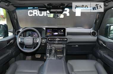 Внедорожник / Кроссовер Toyota Land Cruiser Prado 2024 в 