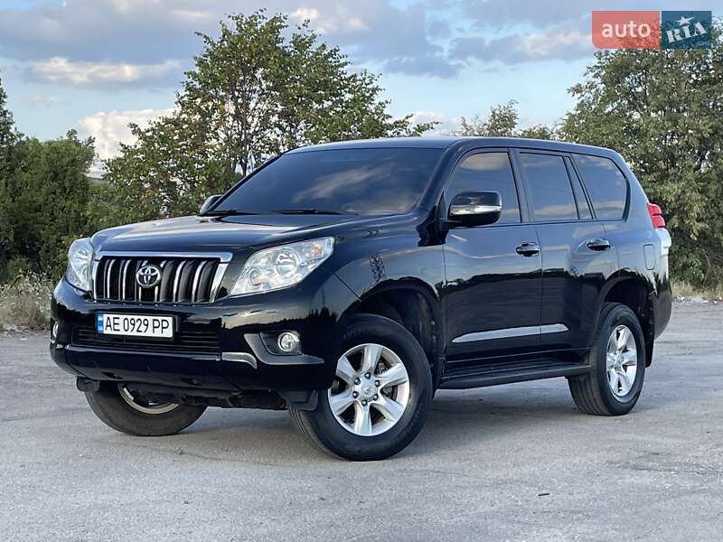 Внедорожник / Кроссовер Toyota Land Cruiser Prado 2010 в Днепре