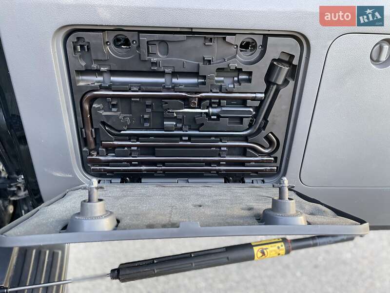 Внедорожник / Кроссовер Toyota Land Cruiser Prado 2010 в Днепре