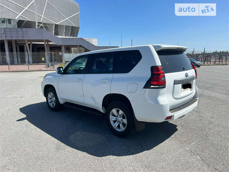 Toyota Land Cruiser Prado 2019