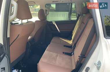Позашляховик / Кросовер Toyota Land Cruiser Prado 2022 в 